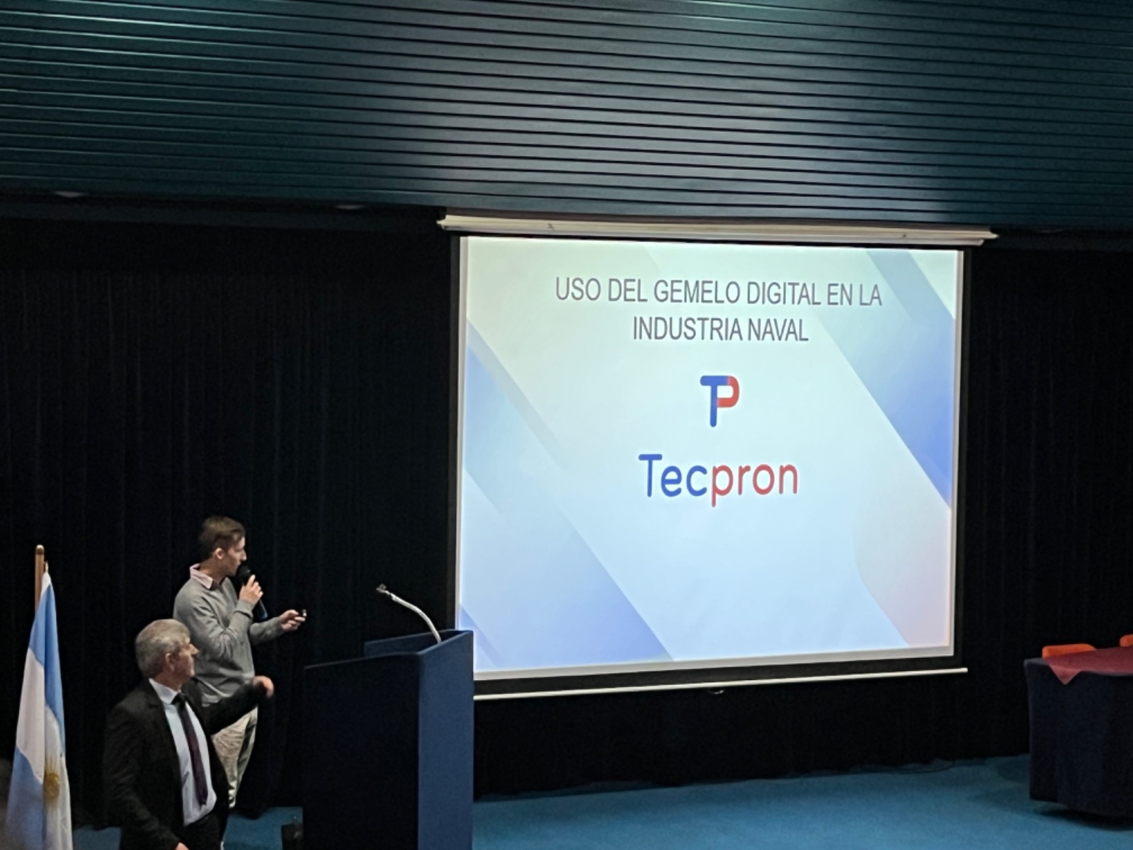 Participamos de la Jornada de Vinculación Tecnológica de la Escuela de Oficiales de la Armada
