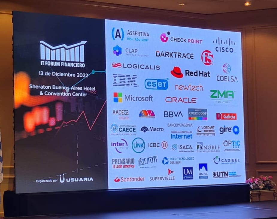 Participación en IT Forum Financiero